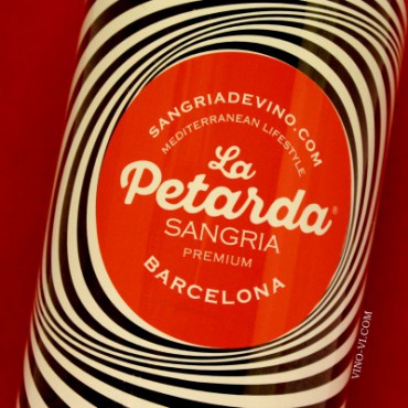 La Petarda Sangria de Vino